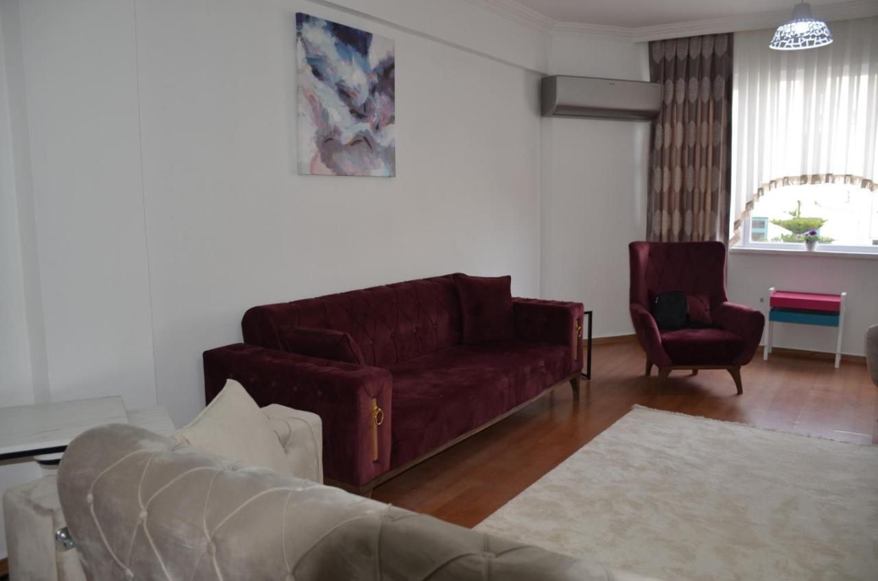 Appartement Cosy Et Tout Equipe Au Coeur D'Antalya Kültér fotó